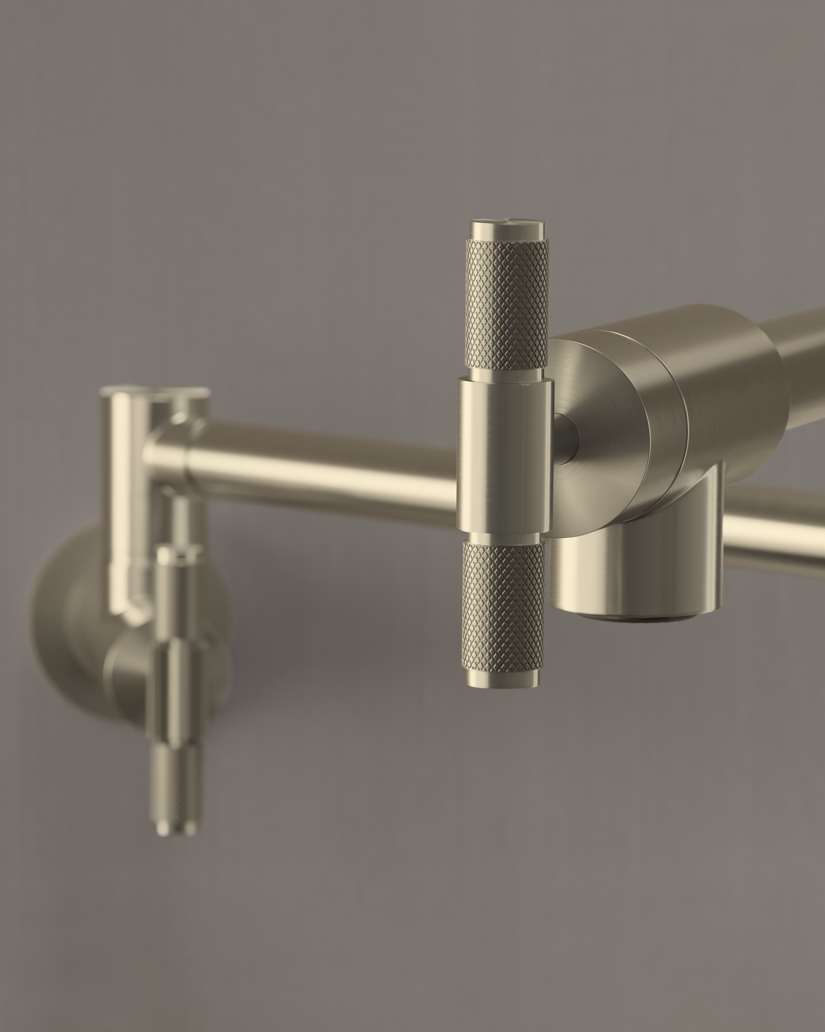 Brass faucet knurled handle